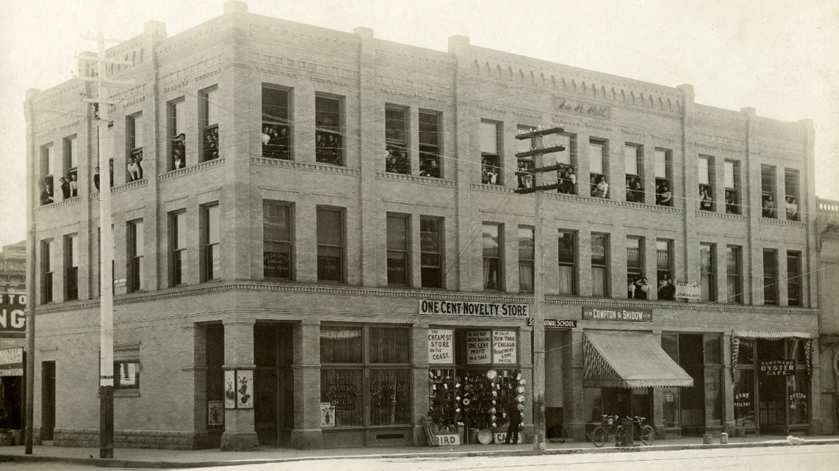 Downtown San Diego school