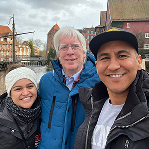 Griselda Paredes, Dr. Tony Waters and Efraín Chávez.