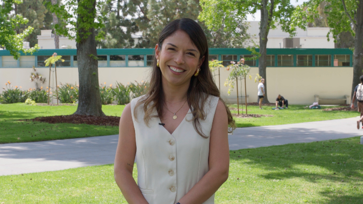 A portrait of Cindy Acosta on Campus